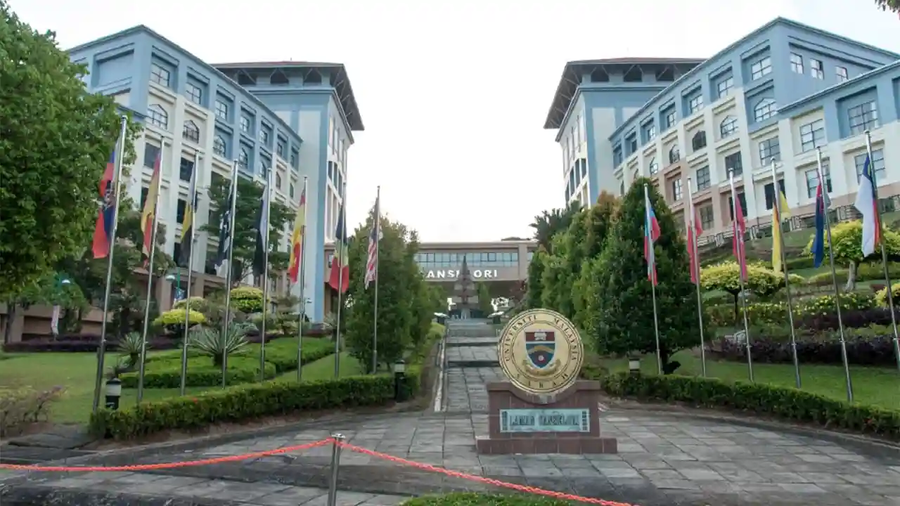 Yuran UMS Degree, Syarat dan Permohonan