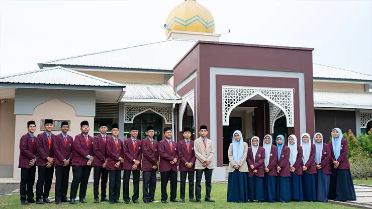 Yuran Maahad Tahfiz Negeri Pahang dan Bantuan
